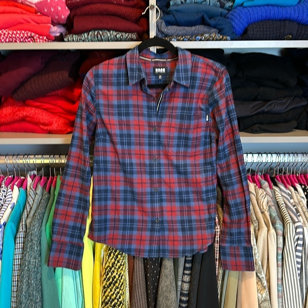 Bass blue and red plaid button down long sleeve flannel shirt size XS